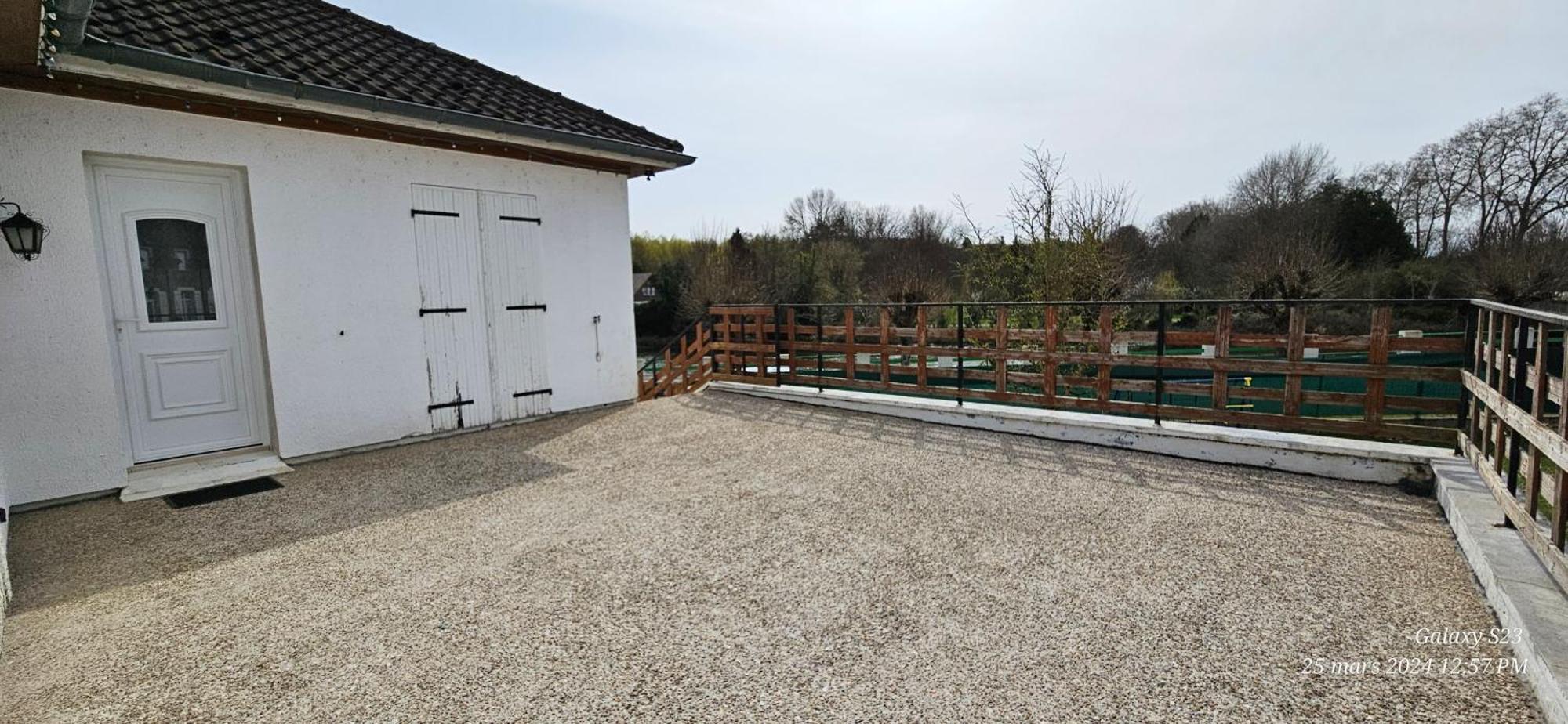 Pavillon Avec Jardin Clos Au Bord De L'Yonne Coulanges-sur-Yonne Екстериор снимка